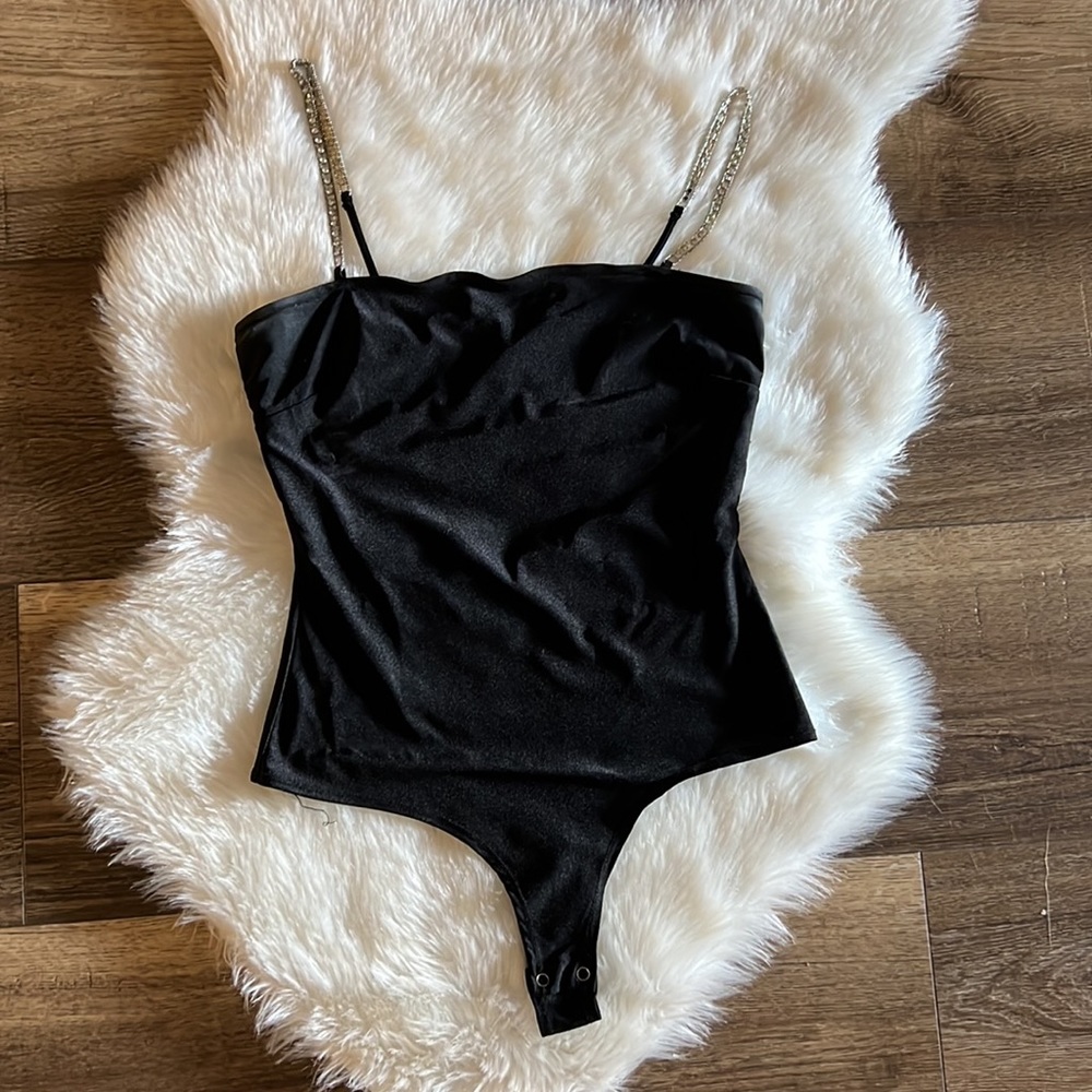🌼FIR BUNDLE ONLY 🌼Windsor black with rhinestone strap bodysuit - Picture 5 of 10